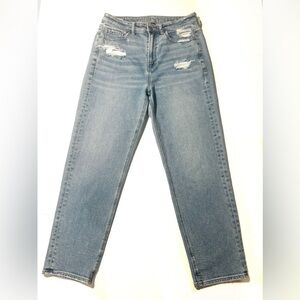 American Eagle Mom Straight‎ Jean Stretch Distressed Light Blue Women’s size 8